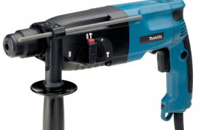 Egenskaper och recensioner av stansaren MAKITA HR2450