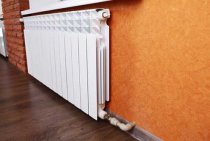 How to bleed air from a heating radiator Step by step instructions