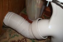 Installing the corrugation on the toilet