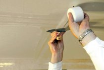 How to properly putty a plasterboard ceiling with your own hands