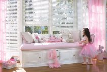 Nursery design basics: decorating a room for a girl