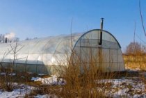 Maneiras de aquecimento de estufa para aquecer uma estufa no inverno e no início da primavera