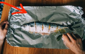 In which direction of the foil should fish and meat be wrapped when baking