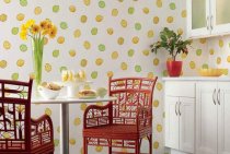 What wallpaper to glue in the kitchen: designer tips, 23 photos