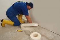 Bathroom waterproofing under tiles: which is better?