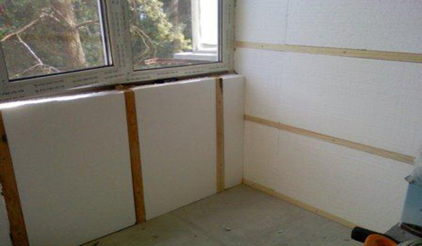 Wall insulation with polystyrene foam inside and out