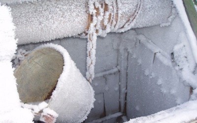 Isolation d'une conduite d'eau pour l'hiver