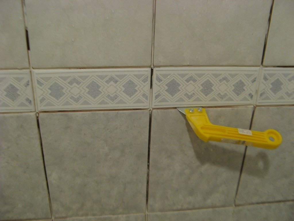 process of grouting tile joints