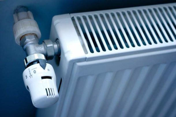 Air in the radiator not only impairs heat transfer, but also reduces the life of the device