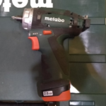 سائق المثقاب اللاسلكي Metabo PowerMaxx BS ، 10.8 V Li-ion 2x2 Ah