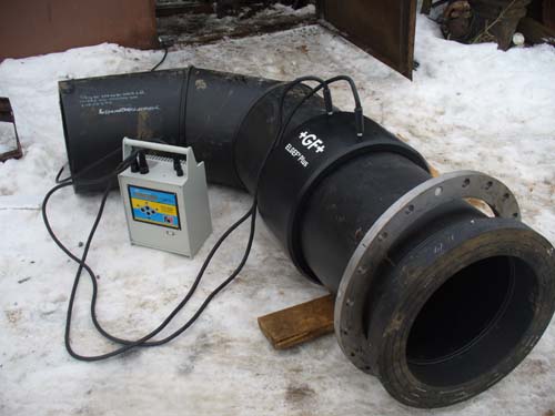 Faça você mesmo instruções passo a passo para instalar tubos de aquecimento de plástico em uma casa particular