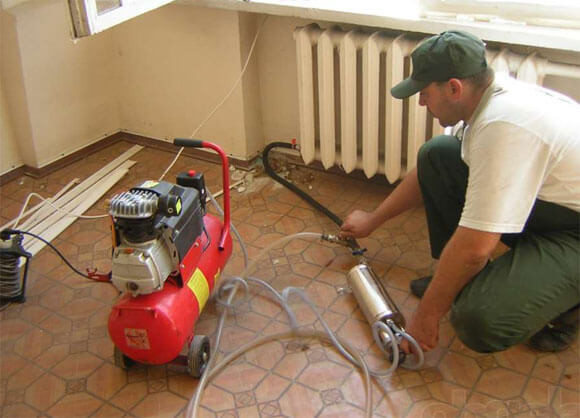 Construir uma casaFaça você mesmo pressionando o sistema de aquecimento