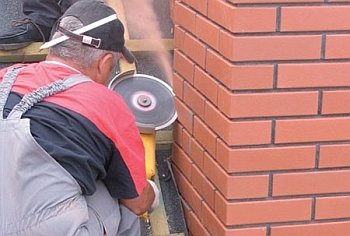 Passagem de ventilação através da parede