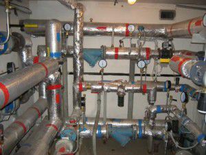 Water temperature standards for heating apartments and houses, scheduling for heat supply