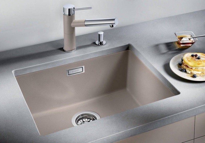 How to clean an artificial stone sink