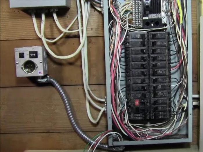 تبديل مبدأ التشغيل وتصميم قاطع الدائرة
