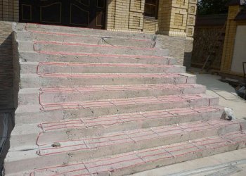 خطوة التدفئة الشرفة